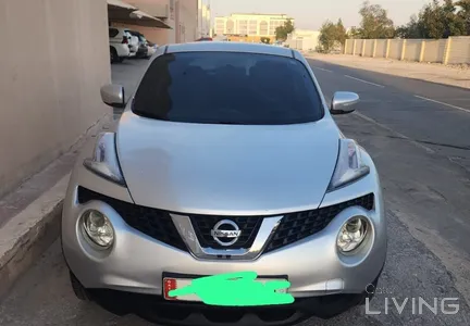 Nissan Juke SV 2016